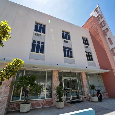 Tropics Hotel ไมอามีบีช ภายนอก รูปภาพ