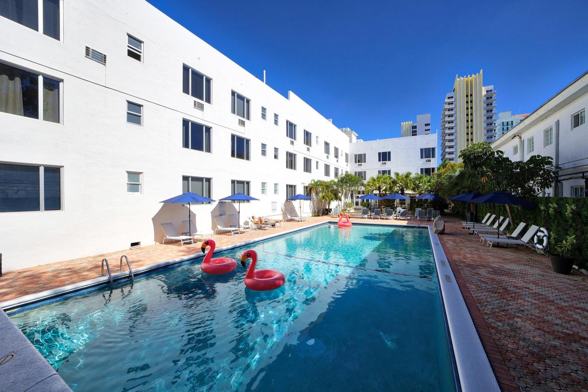 Tropics Hotel ไมอามีบีช ภายนอก รูปภาพ
