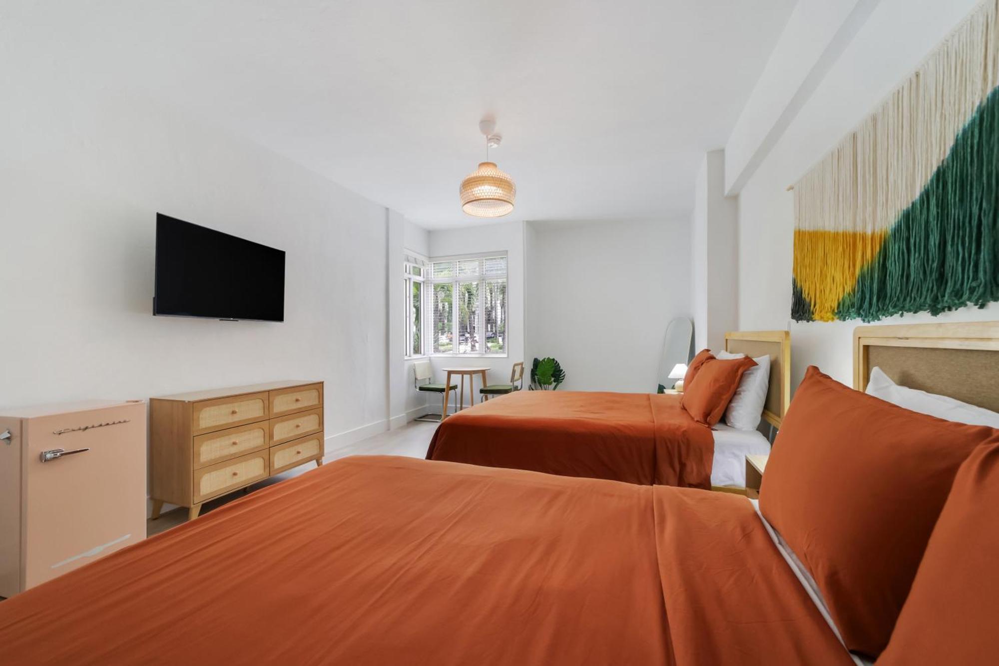 Tropics Hotel ไมอามีบีช ภายนอก รูปภาพ