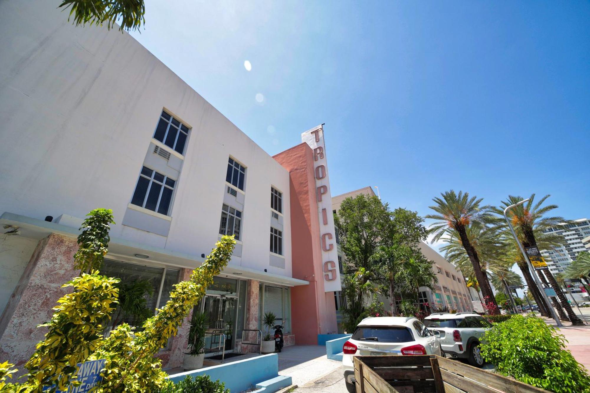 Tropics Hotel ไมอามีบีช ภายนอก รูปภาพ